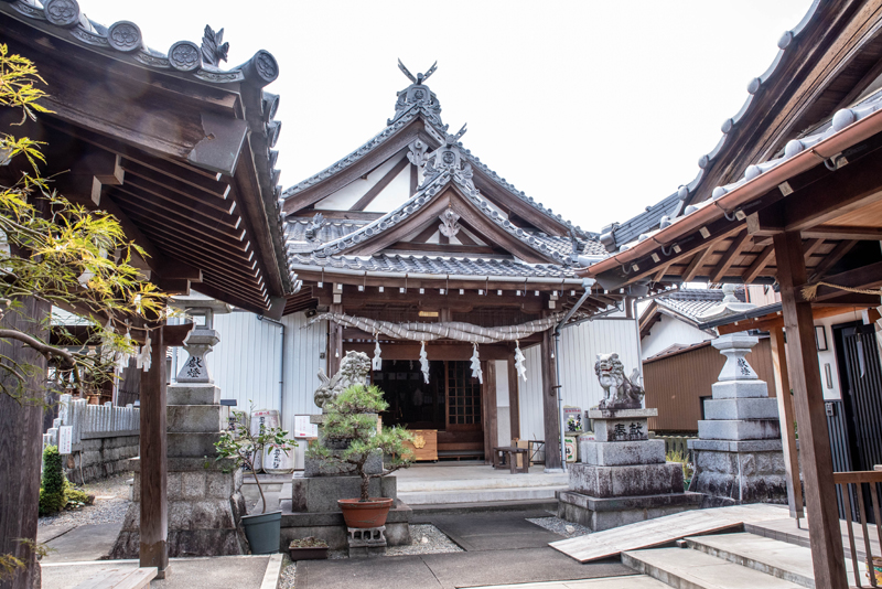 御嶽神社茅萱宮